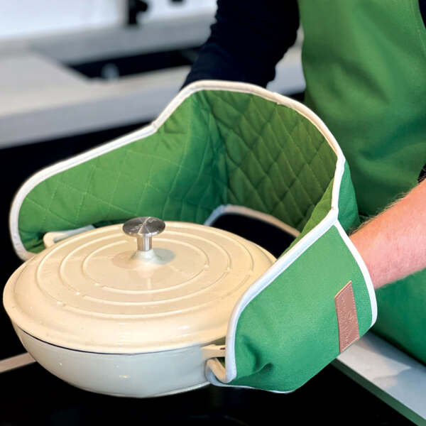 Le Creuset Double Oven Glove - Abraxas Cookshop