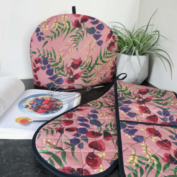 Wild Florals Tea Cosy Soft Blush - Alternate